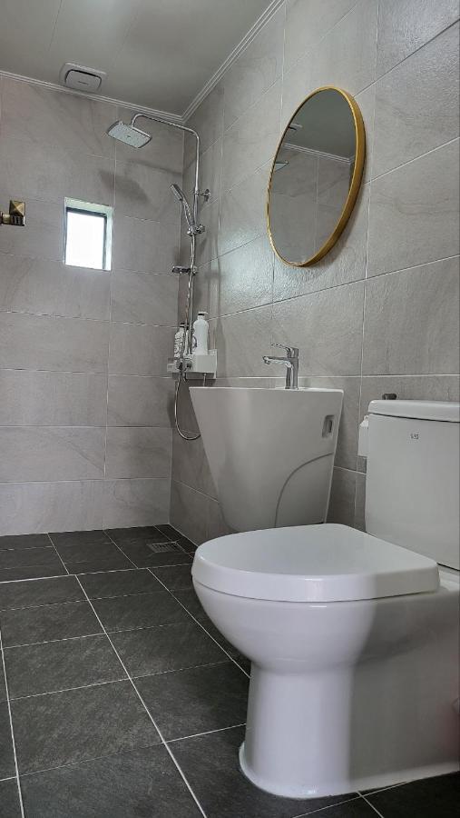 Aewol Coast 34 Hotel Csedzsu Kültér fotó