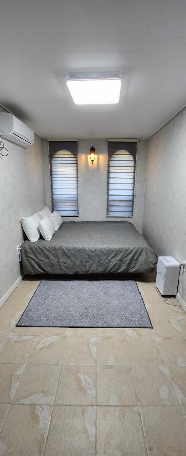 Aewol Coast 34 Hotel Csedzsu Kültér fotó